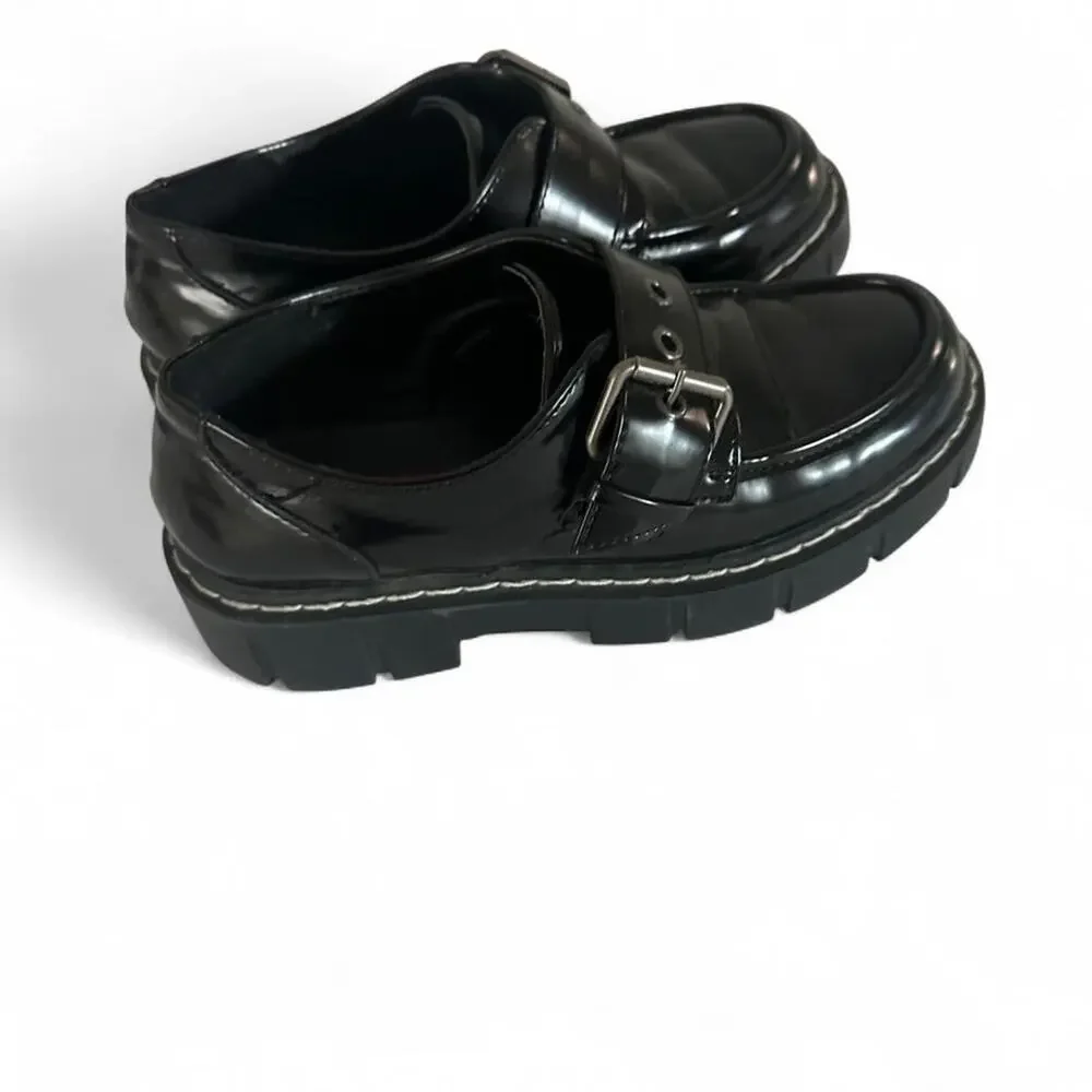 Union Bay Lilee Vintage Loafers With Buckled Detail Women’s Size 5 1/2